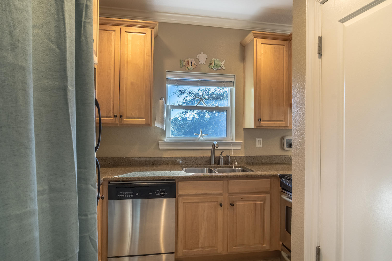 12 Merri Way Santa Rosa Beach, FL 32459 - Photo 12 of 28 kitchen 1 12 Merri Way-3