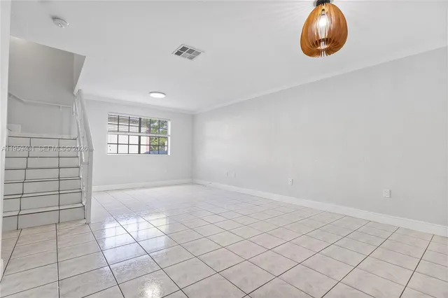 $2,750 | 6765 Northwest 182nd Street, Unit 104, Hialeah, FL 33015