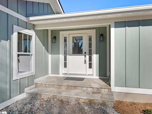 $750,000 | 100 Gilbert Road, Columbus, NC 28722