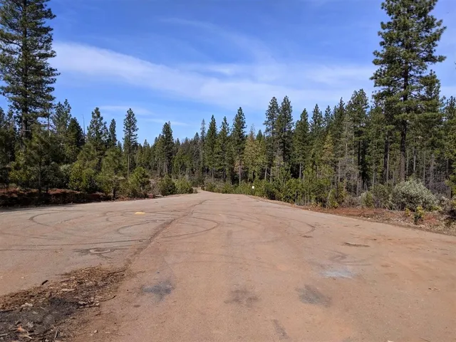 a view of outdoor space with mountain view