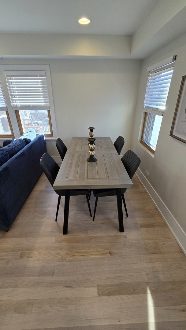4000 Forest Avenue, Unit 6 Brookfield, IL 60513 - Photo 4 of 20 Gallery Image 4