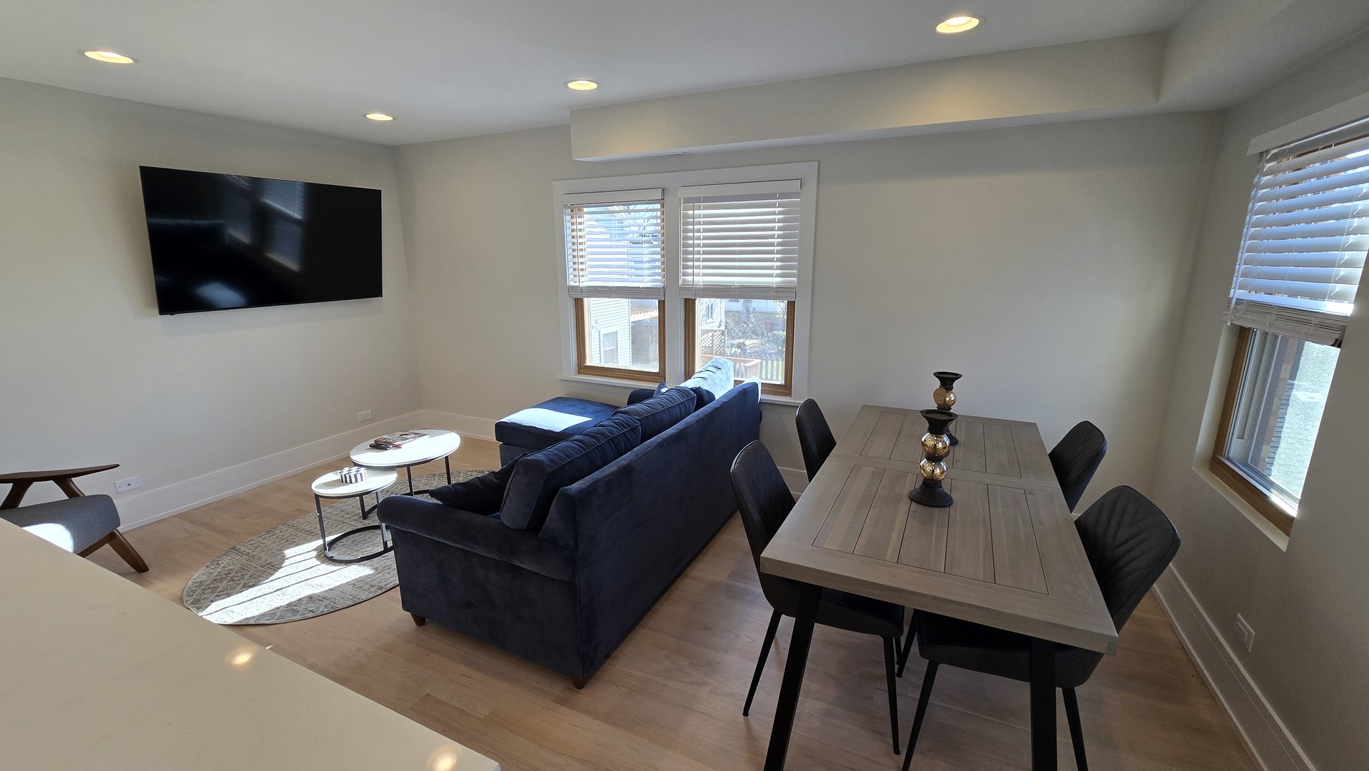 4000 Forest Avenue, Unit 6 Brookfield, IL 60513 - Photo 5 of 20 Gallery Image 5