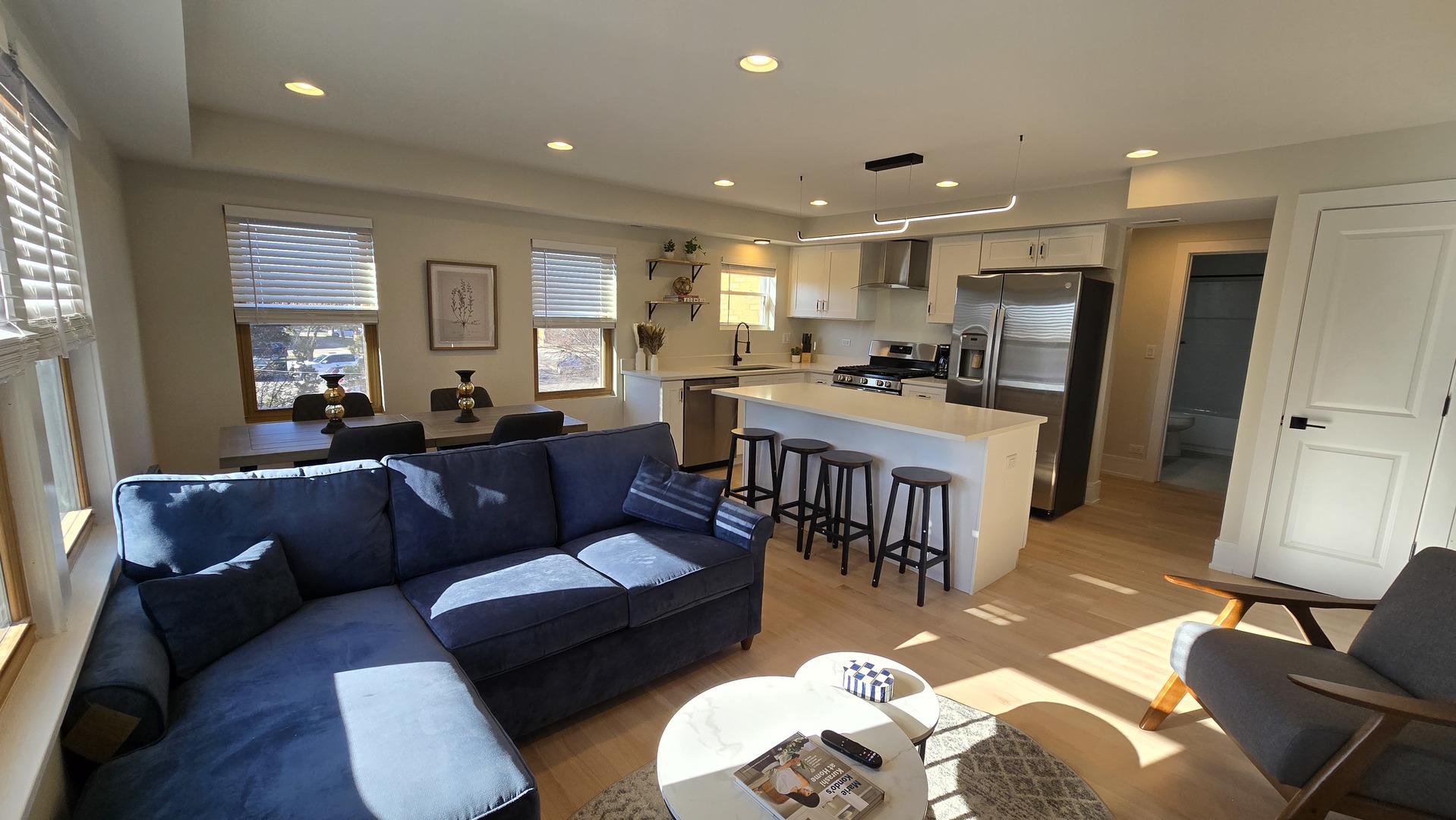 4000 Forest Avenue, Unit 6 Brookfield, IL 60513 - Photo 7 of 20 Gallery Image 7