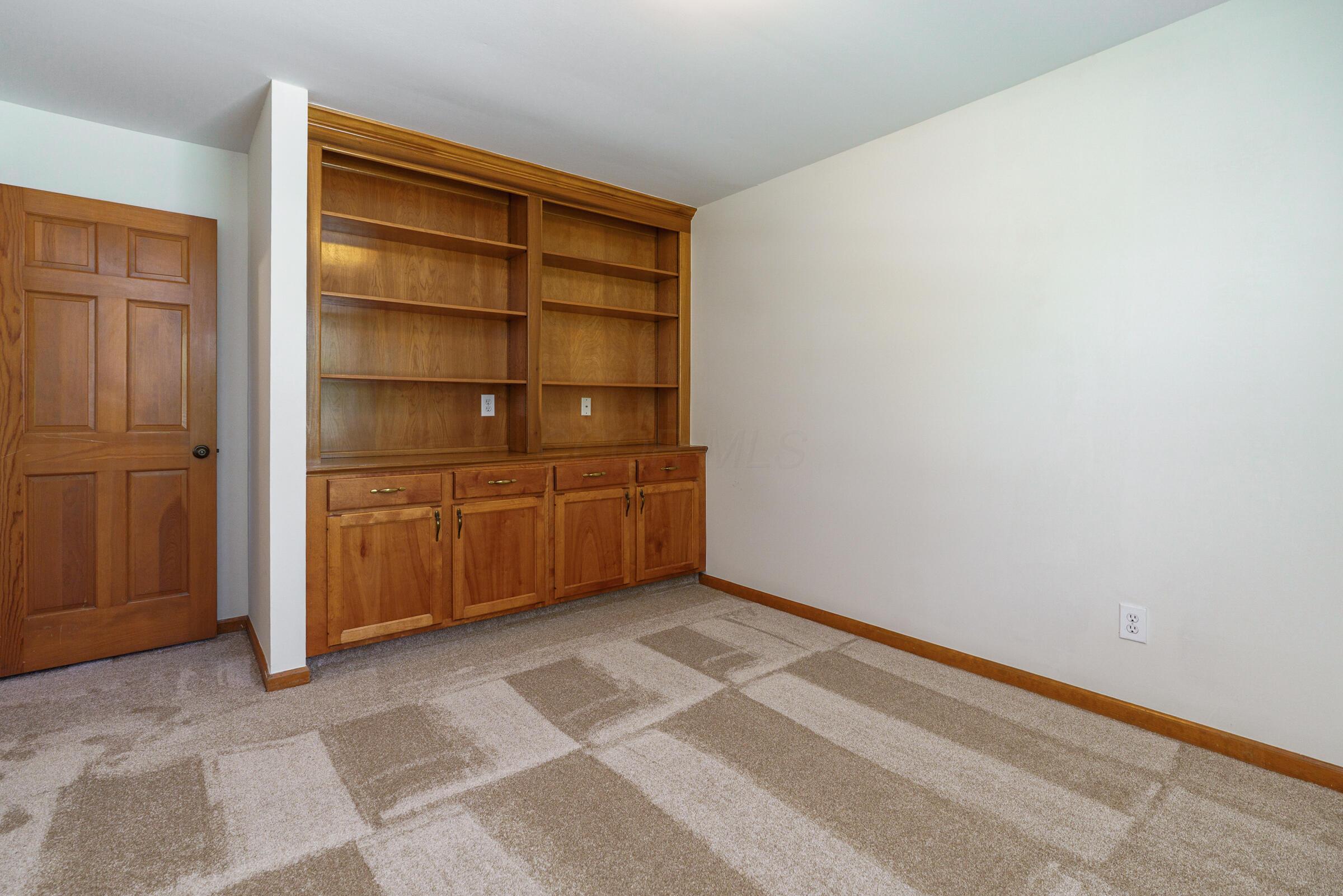 5641 Davidson Road Hilliard, OH 43026 - Photo 20 of 49 1st Floor Office