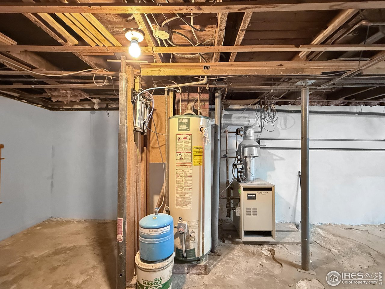 531 Taylor Street Sterling, CO 80751 - Photo 26 of 38 a view of an empty room