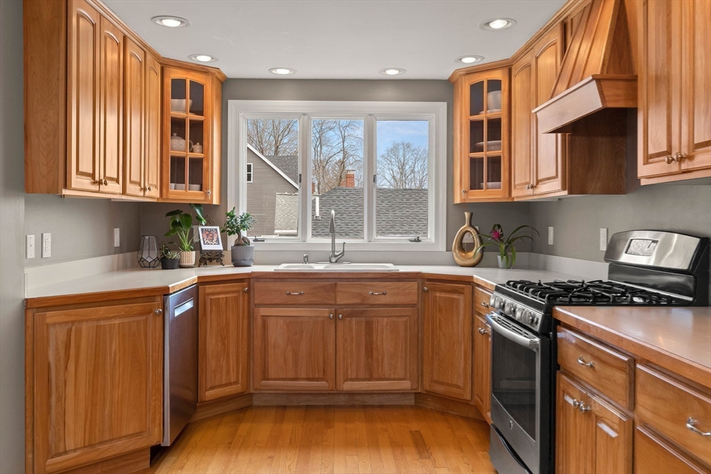 8 Locust Street Merrimac, MA 01860 - Photo 11 of 37 Gallery Image 11