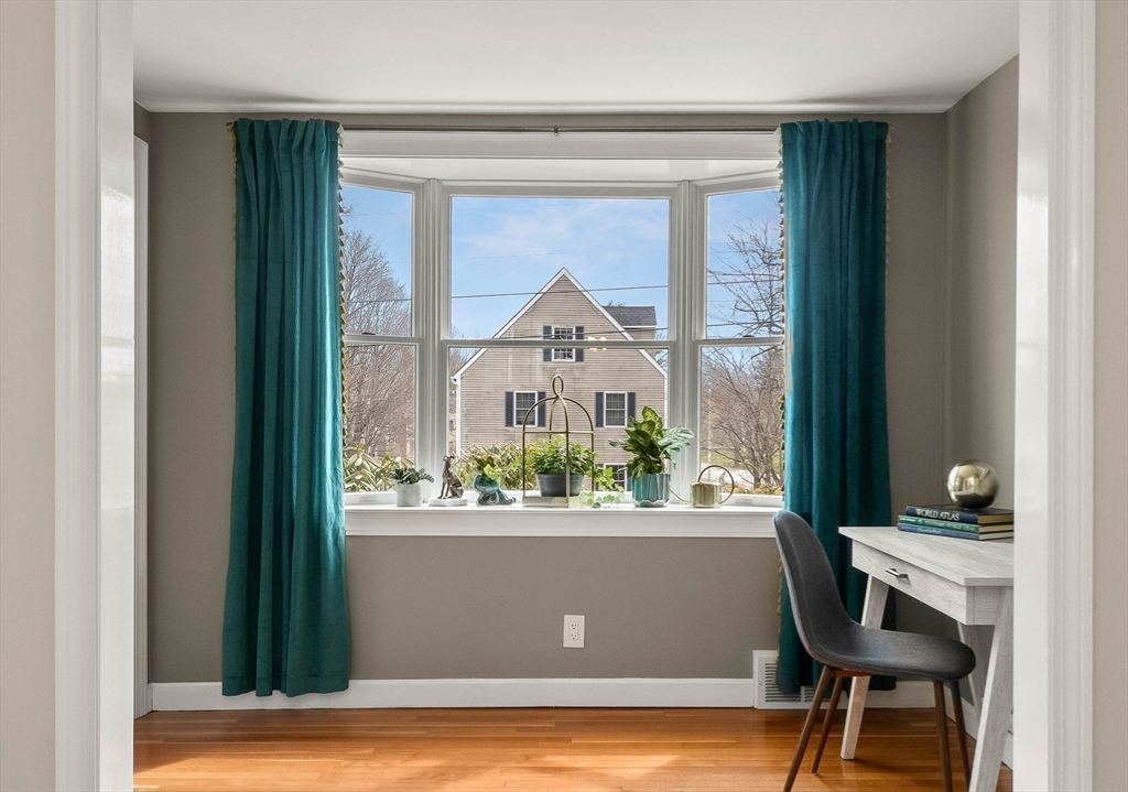 8 Locust Street Merrimac, MA 01860 - Photo 17 of 37 Gallery Image 17