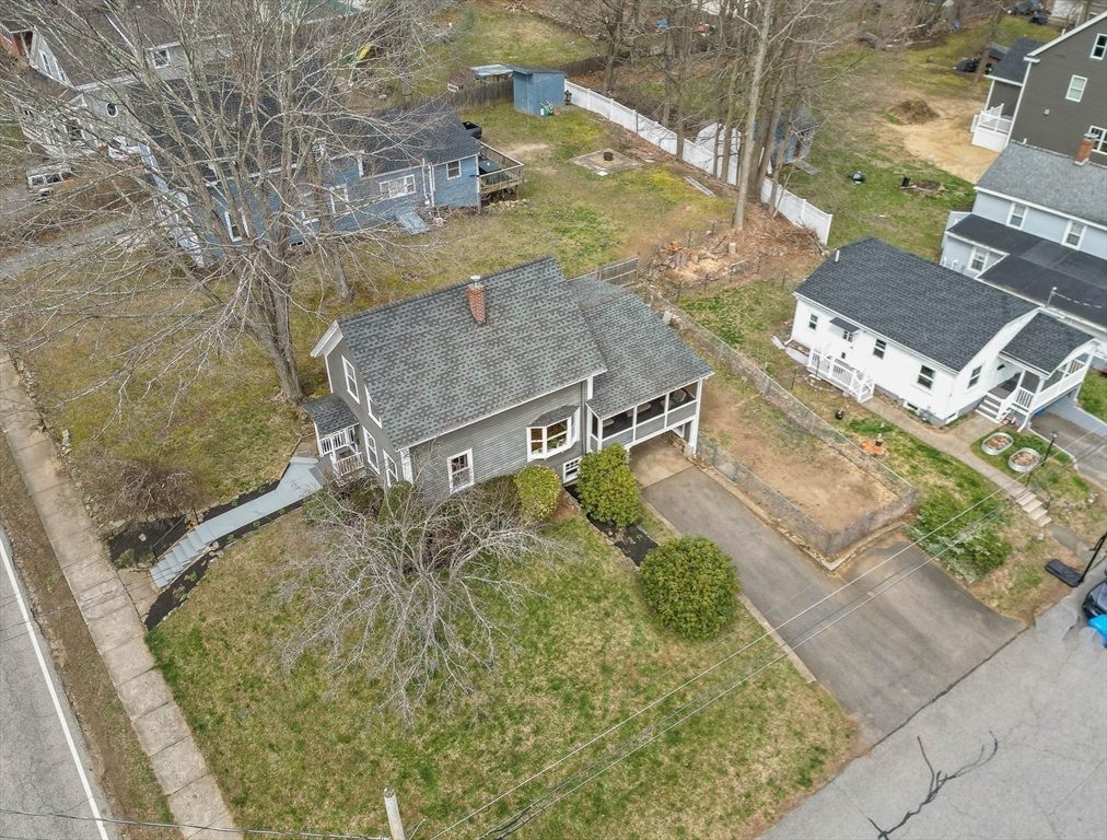 8 Locust Street Merrimac, MA 01860 - Photo 5 of 37 Gallery Image 5