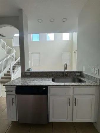 $2,400 | 2298 Chatham Pl Drive, Orlando, FL 32824