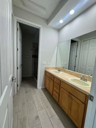 $2,400 | 2298 Chatham Pl Drive, Orlando, FL 32824