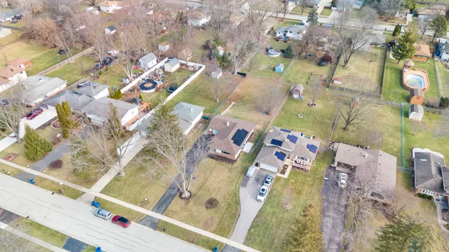 a view of a yard with an trees