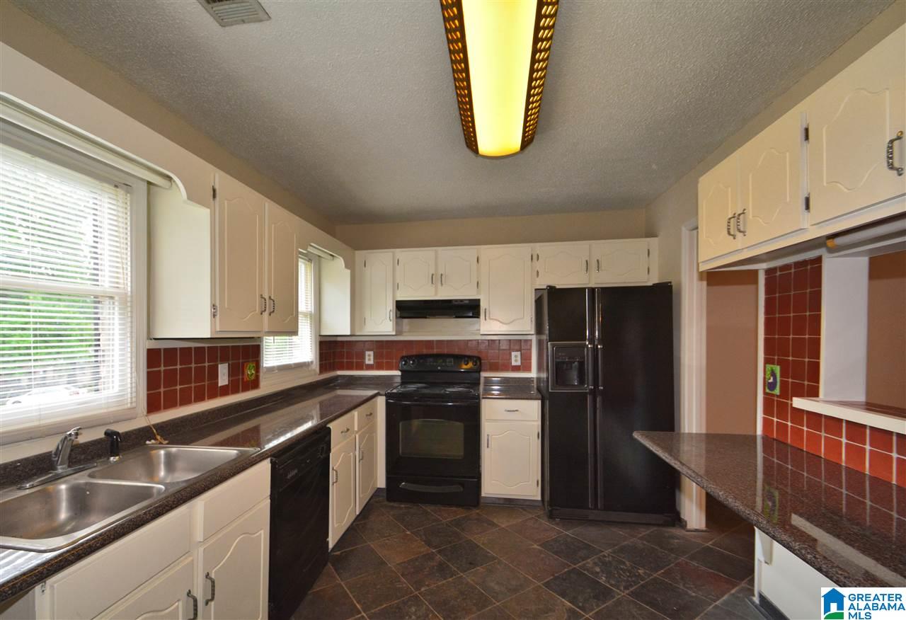 104 Old Rocky Ridge Lane Birmingham, AL 35216 - Photo 2 of 30