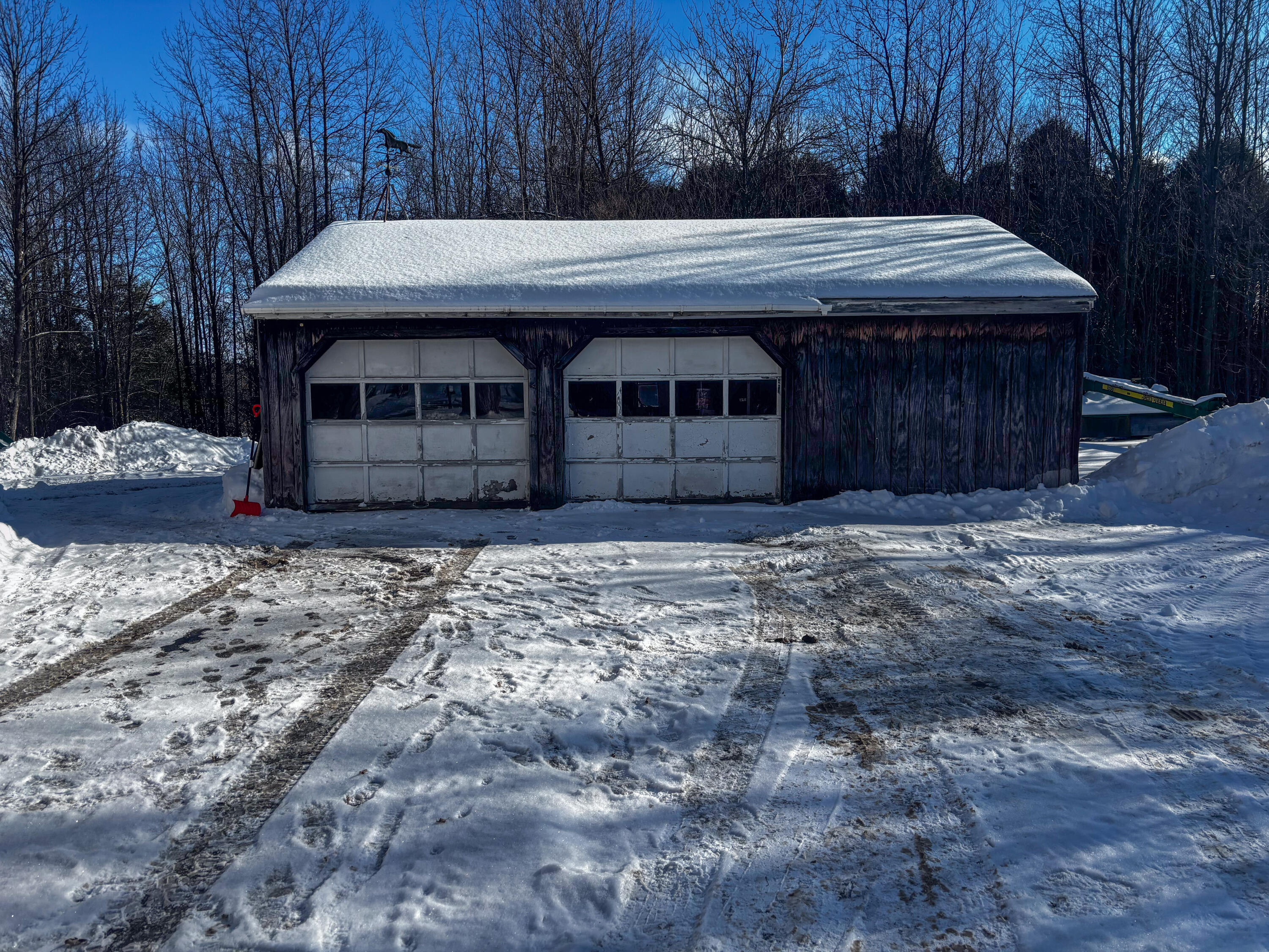 690 Ratta Road Chazy, NY 12921 - Photo 22 of 29 Garage