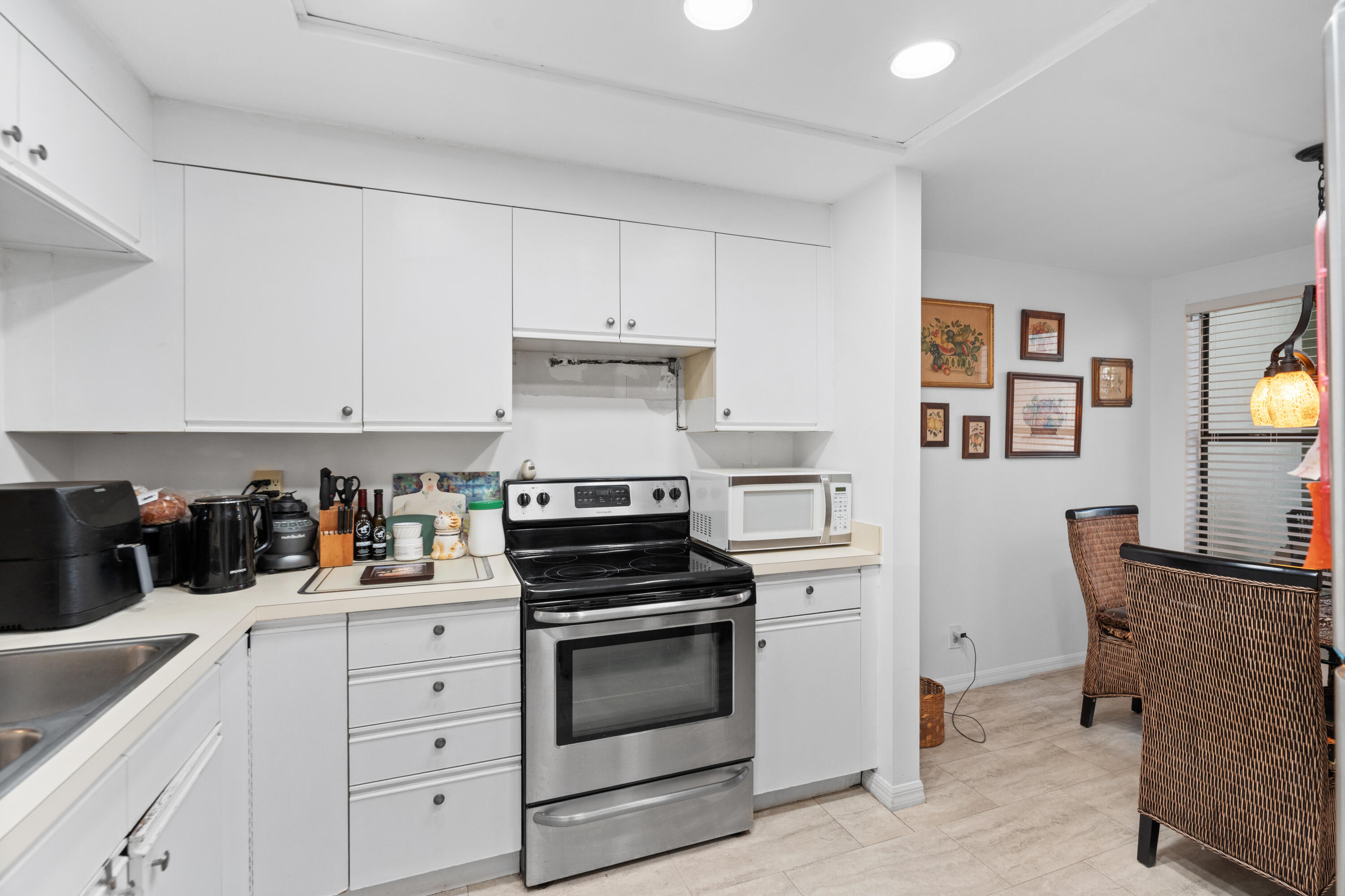5280 Southeast Seascape Way, Unit 101 Stuart, FL 34997 - Photo 15 of 38 DSC08863