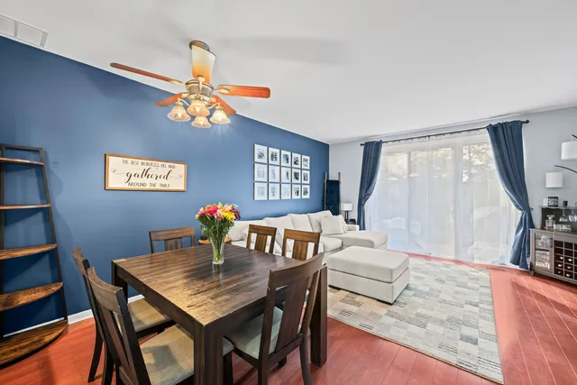 $258,000 | 74 Harvest Gate, Lake In The Hills, IL 60156