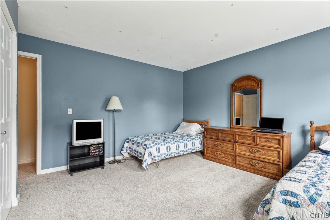 2 Chaucer Circle Lysander, NY 13027 - Photo 19 of 40