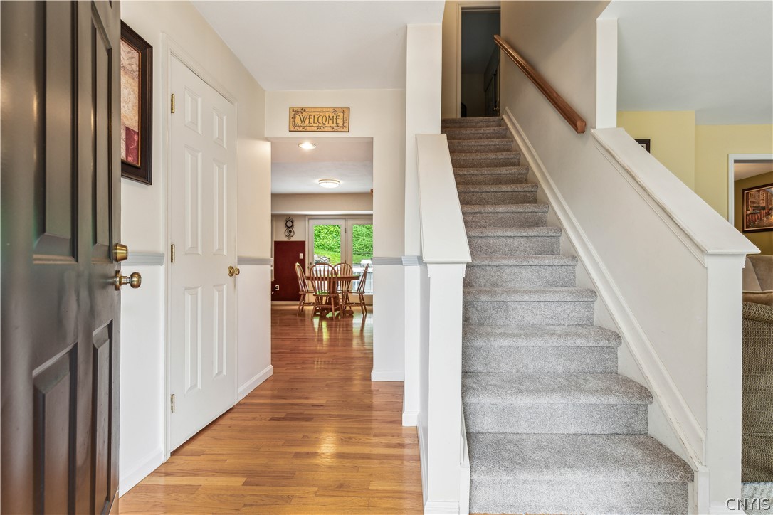 2 Chaucer Circle Lysander, NY 13027 - Photo 3 of 40