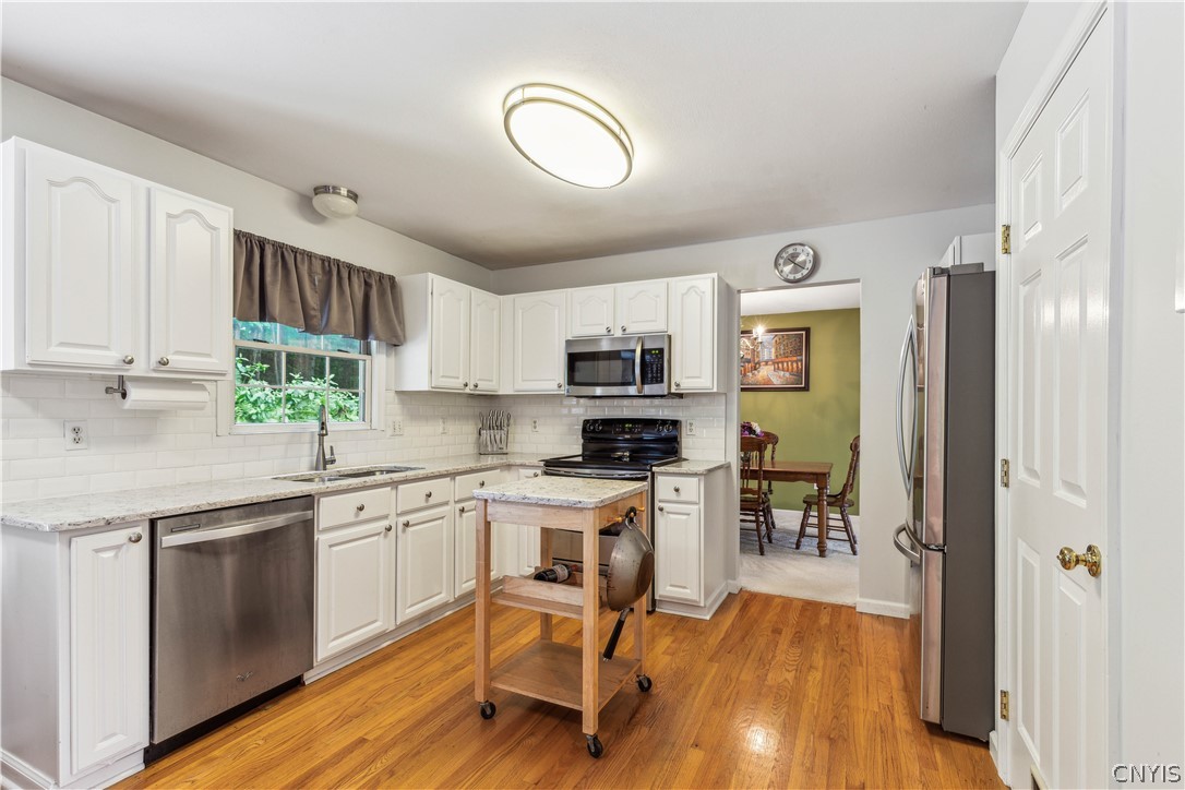 2 Chaucer Circle Lysander, NY 13027 - Photo 8 of 40