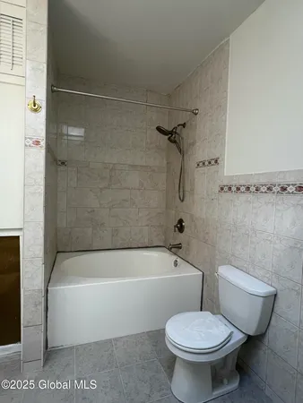 $2,800 | 257 Quail Street, Albany, NY 12203