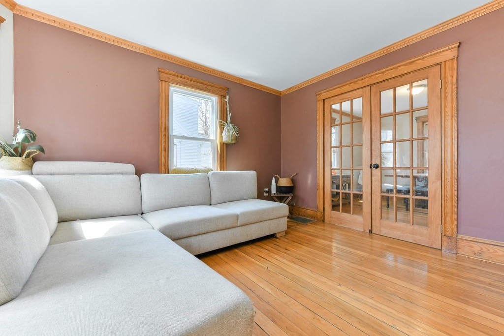 25 Sierra Road Boston, MA 02136 - Photo 14 of 22