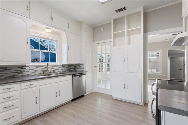 $299,900 | 2712 Cumberland Avenue, Waco, TX 76707