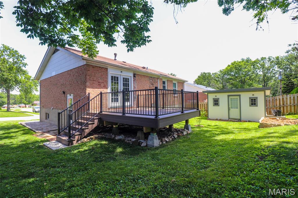 9110 Radiom Drive St. Louis, MO 63123 - Photo 20 of 23