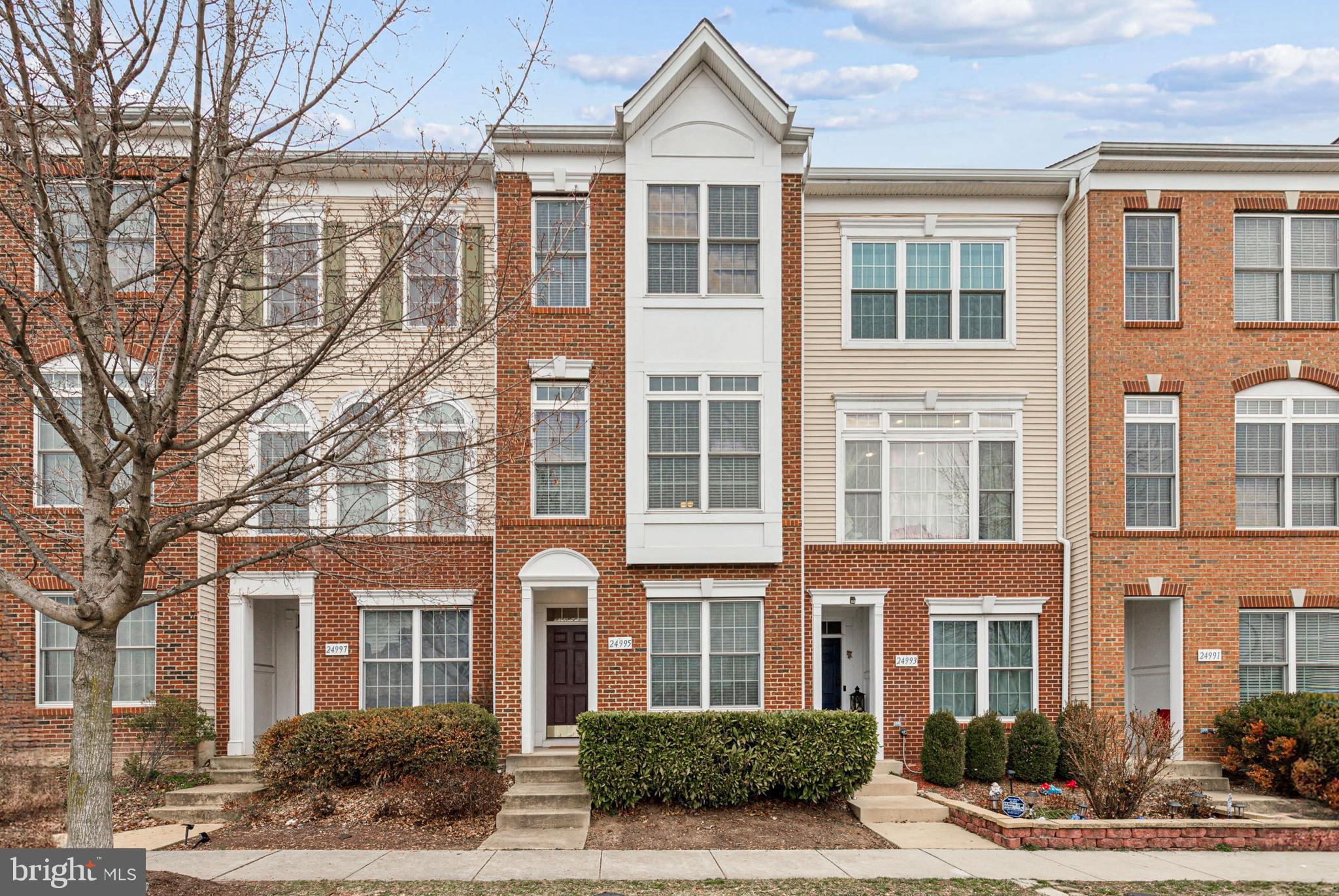 24995 Riding Center Drive Chantilly, VA 20152 - Photo 1 of 31 Welcome Home!