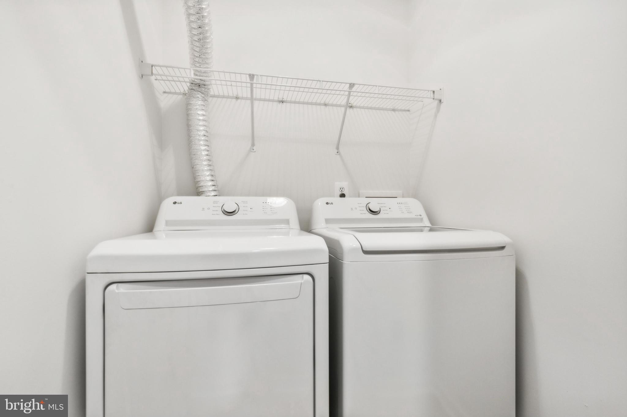 24995 Riding Center Drive Chantilly, VA 20152 - Photo 19 of 31 Main Level Laundry - New Washer & Dryer