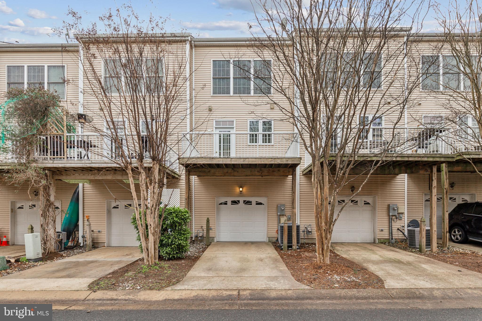 24995 Riding Center Drive Chantilly, VA 20152 - Photo 2 of 31 Rear Load Garage