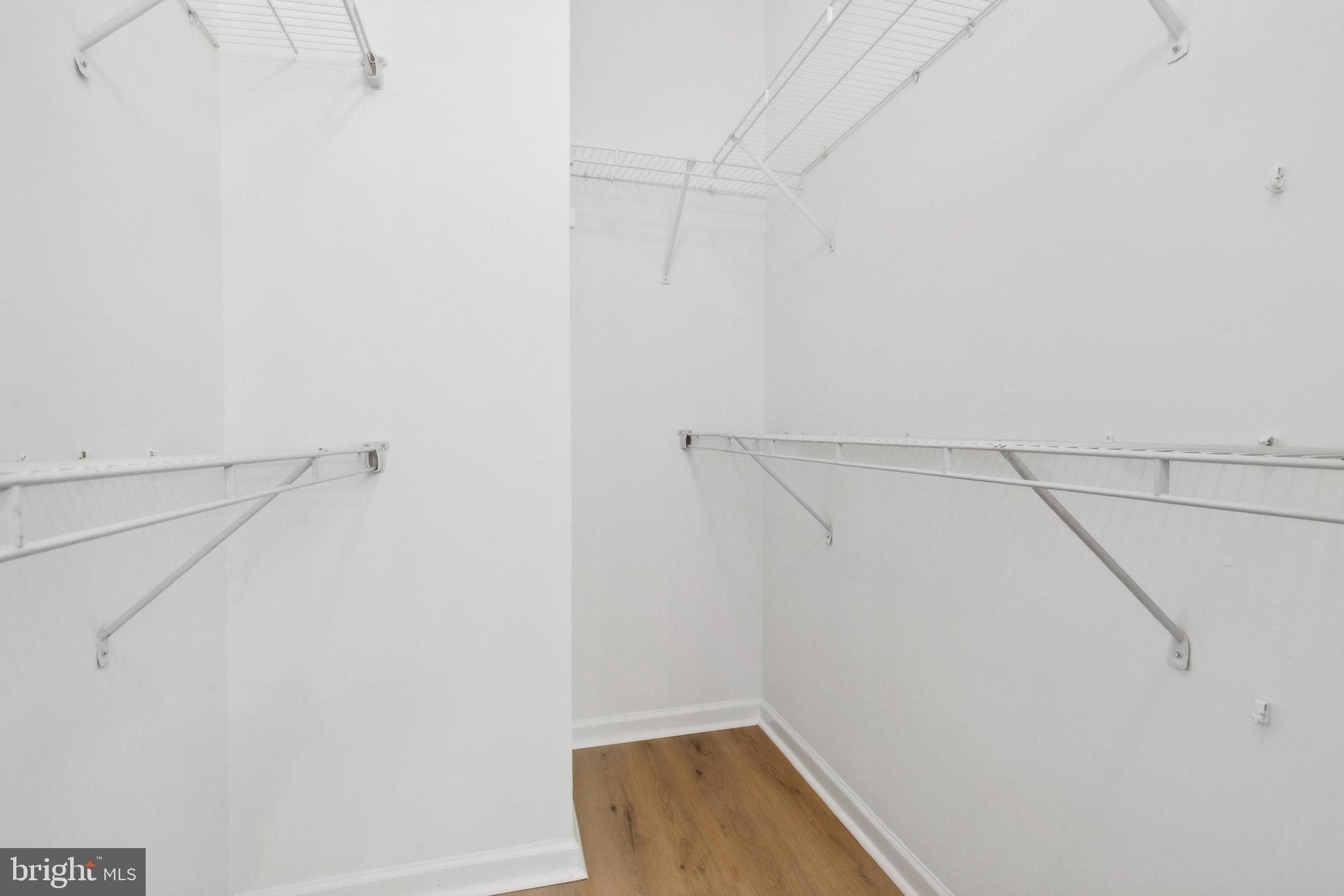24995 Riding Center Drive Chantilly, VA 20152 - Photo 25 of 31 Walk-in Closet