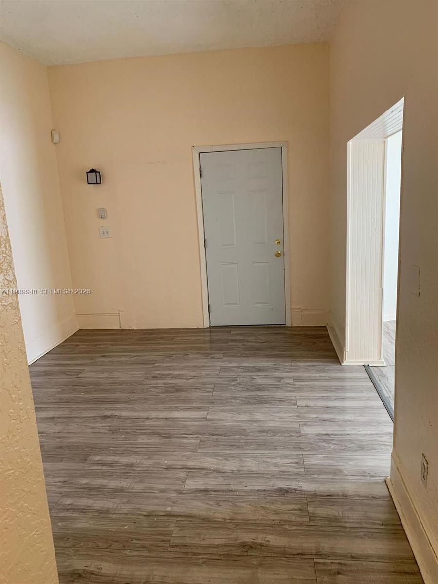 1129 Grothe Street Jacksonville, FL 32209 - Photo 10 of 21 a view of an empty room