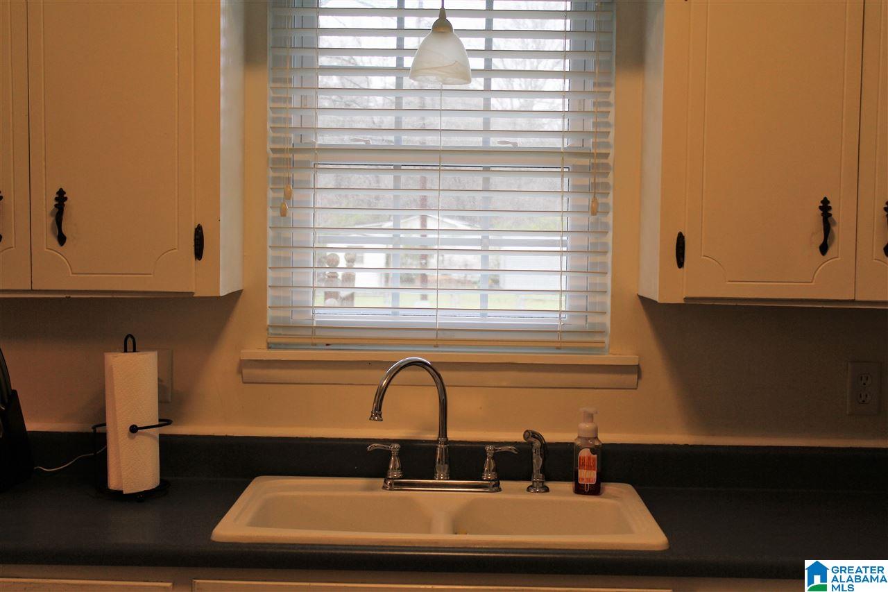 1003 Scott Avenue Weaver, AL 36277 - Photo 5 of 25