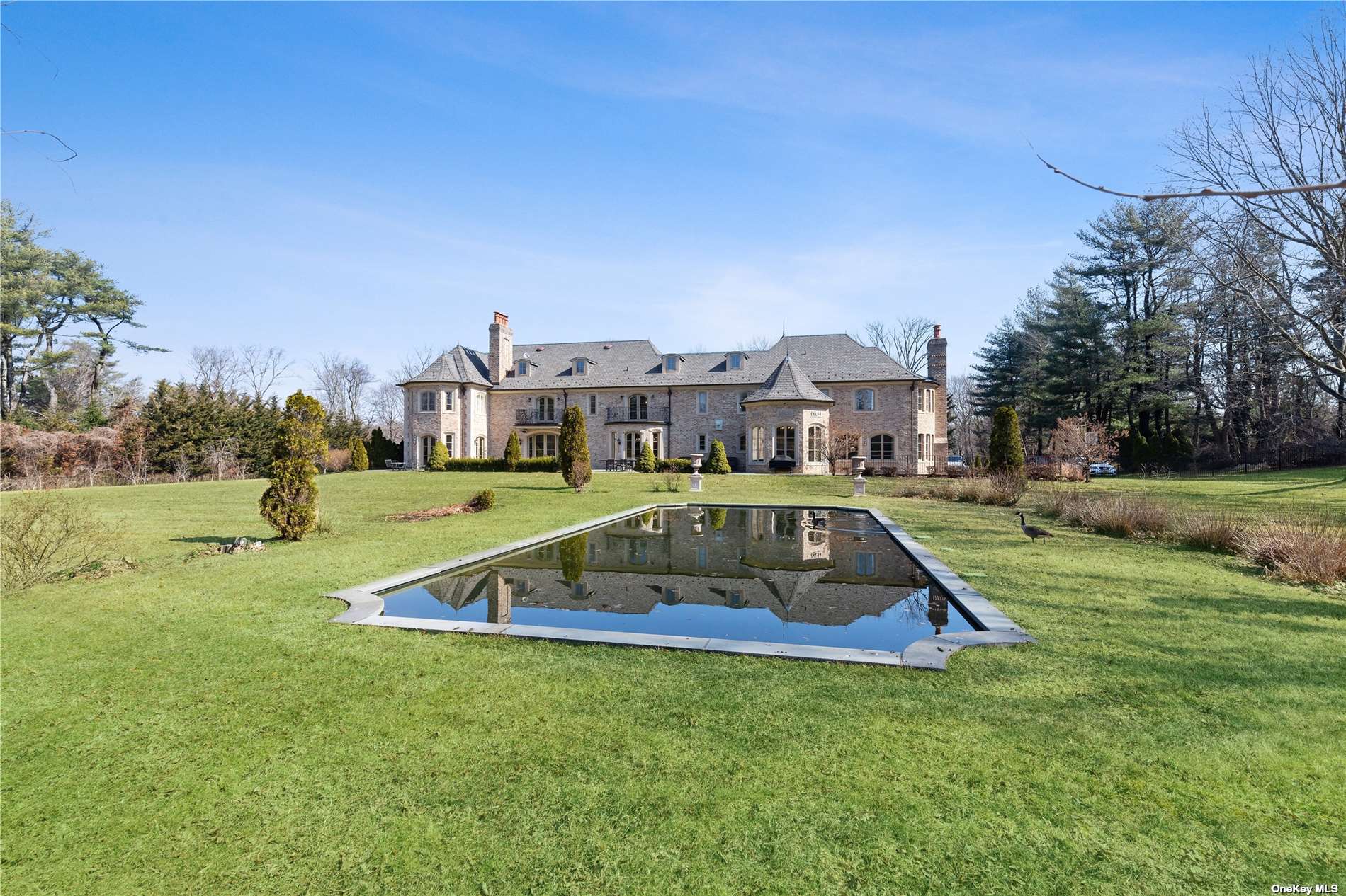 375 Mill River Road, Oyster Bay, NY 11771 Compass