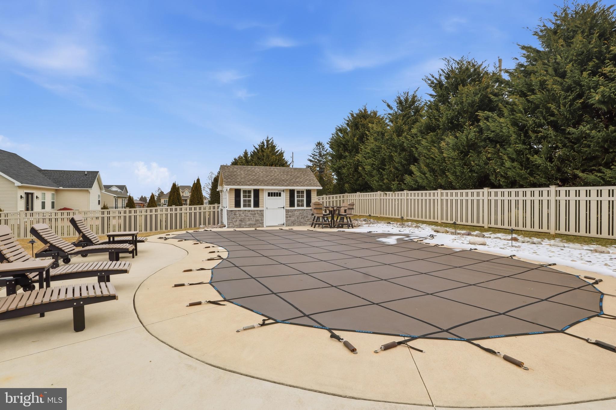 6083 Jennifer Lane Spring Grove, PA 17362 - Photo 42 of 61 a view of a house with backyard and sitting area