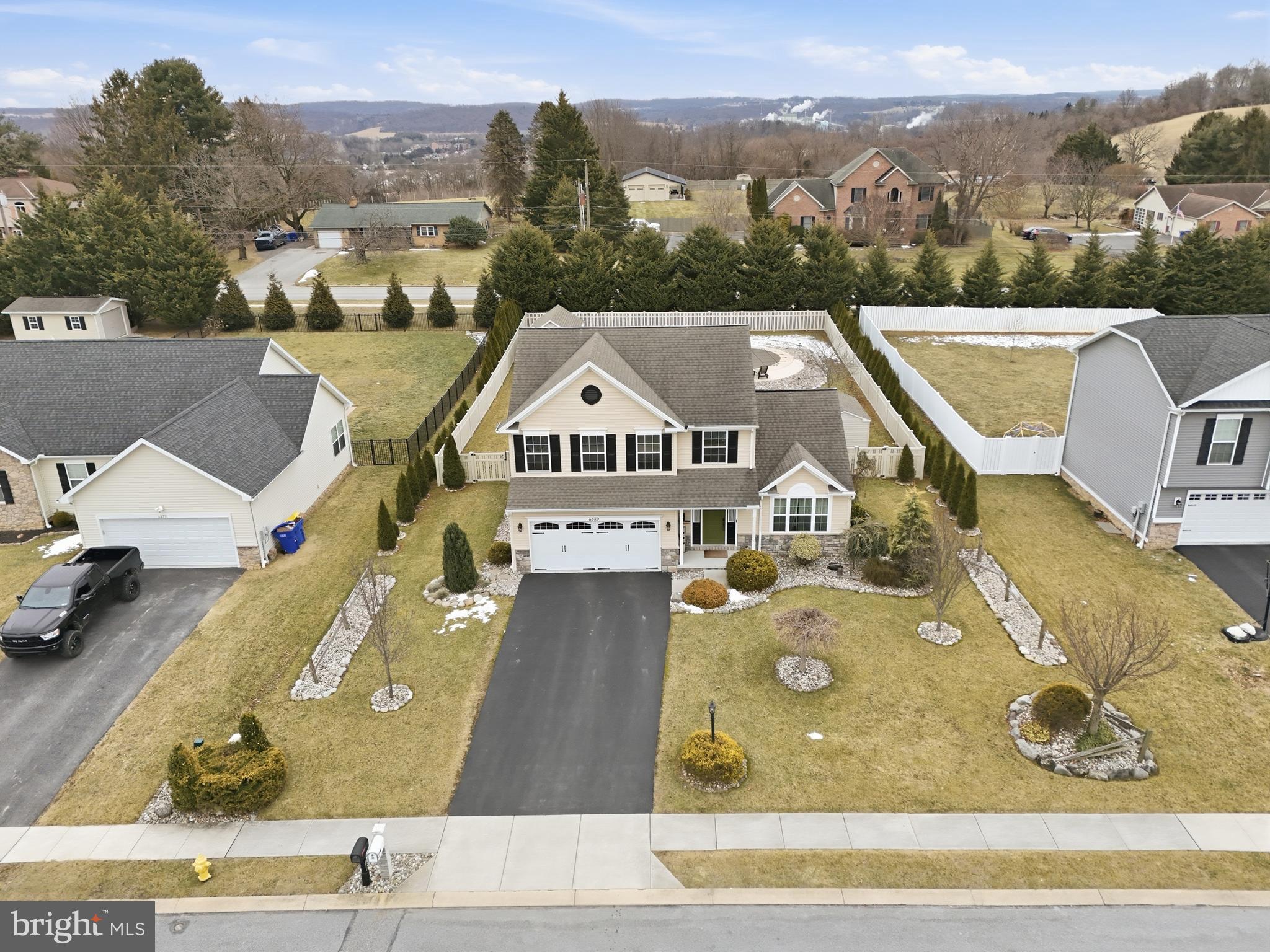 6083 Jennifer Lane Spring Grove, PA 17362 - Photo 48 of 61 an aerial view of a house with a garden
