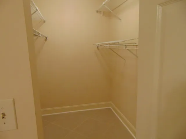 $1,600 | 3186 Via Poinciana, Unit 310, Lake Worth, FL 33467