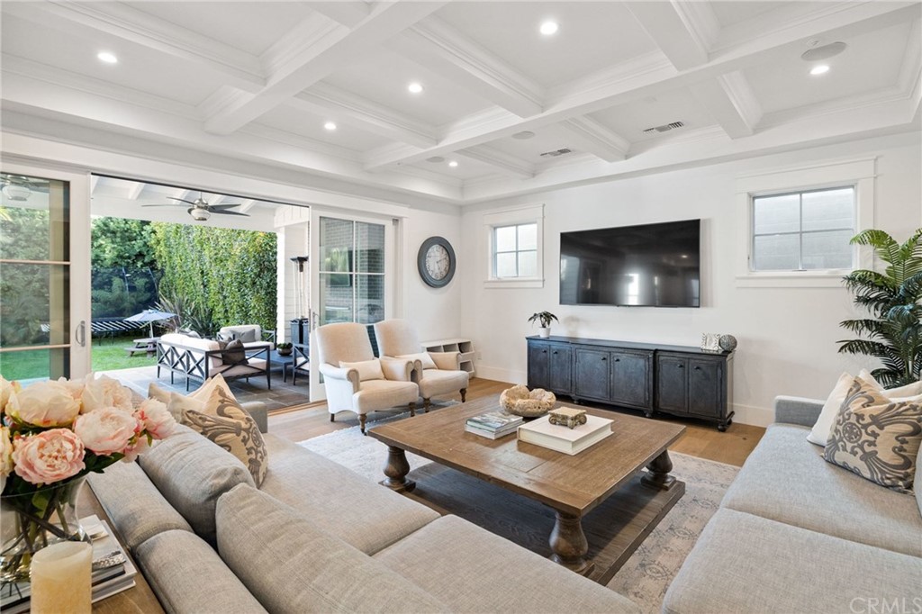 1120 6th Street Manhattan Beach, CA 90266 - Photo 24 of 64