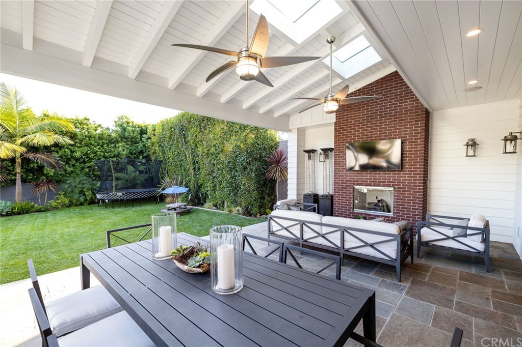 1120 6th Street Manhattan Beach, CA 90266 - Photo 25 of 64