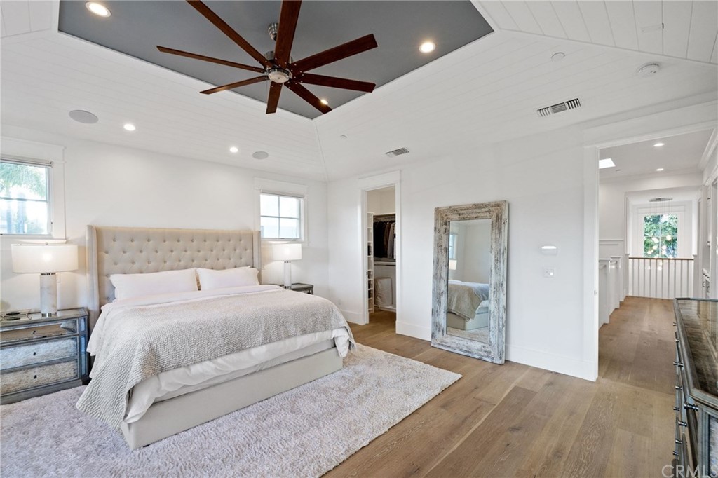 1120 6th Street Manhattan Beach, CA 90266 - Photo 43 of 64