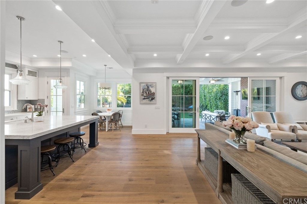 1120 6th Street Manhattan Beach, CA 90266 - Photo 10 of 64