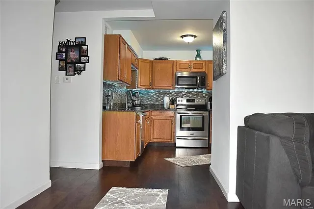 $2,045 | 158 Betty Jean Lane, St. Louis, MO 63125