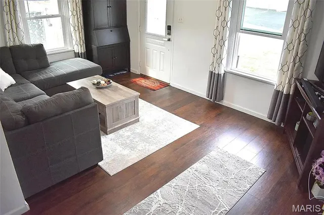 $2,045 | 158 Betty Jean Lane, St. Louis, MO 63125