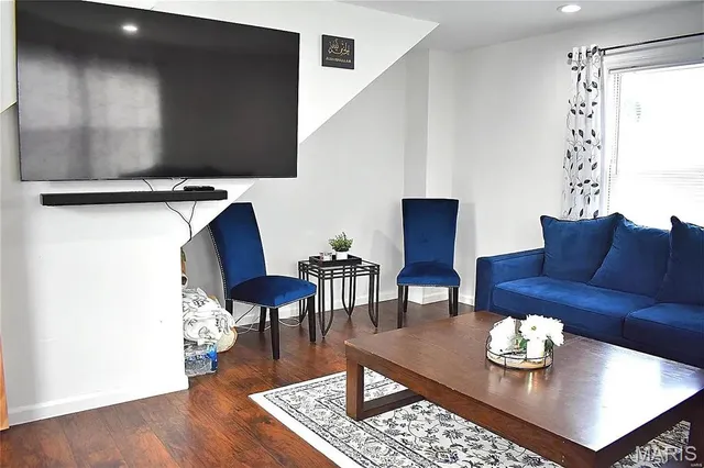 $2,045 | 158 Betty Jean Lane, St. Louis, MO 63125