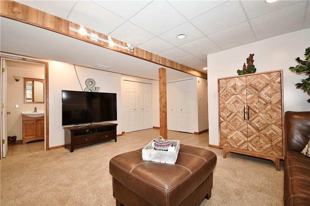 1058 Lynn Portal Road Washington, PA 15301 - Photo 17 of 24 Gallery Image 17