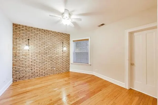 $439,900 | 1734 West Foster Avenue, Unit 1, Chicago, IL 60640