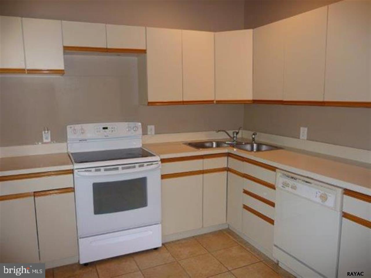6303 Church Road Felton, PA 17322 - Photo 7 of 33