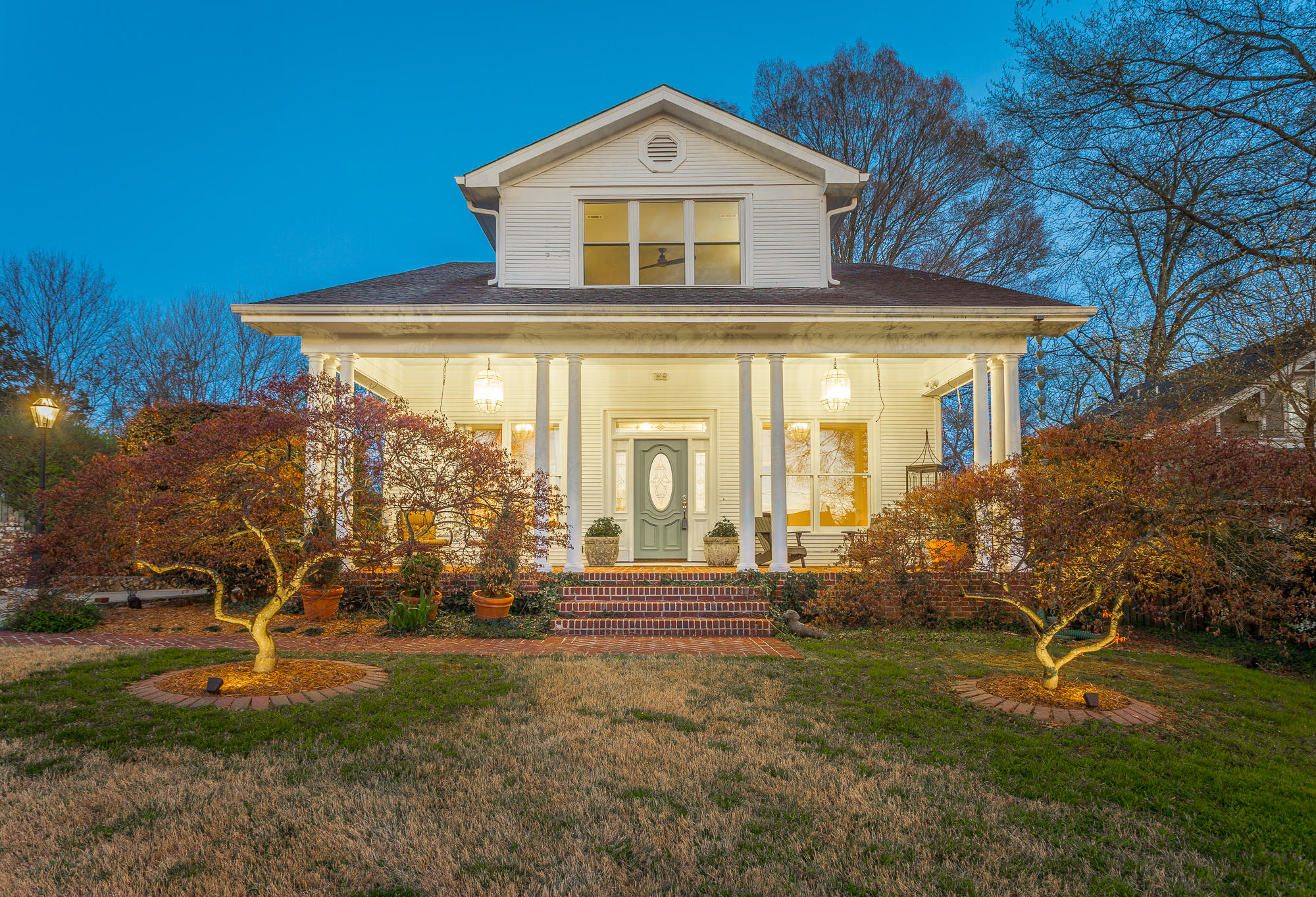 168 North Crest Road Chattanooga, TN 37404 - Photo 3 of 94 Beautiful Historic Home