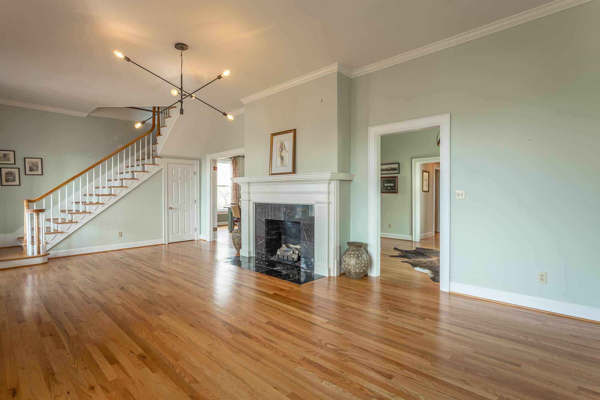 168 North Crest Road Chattanooga, TN 37404 - Photo 27 of 94 Living Room Fireplace #1