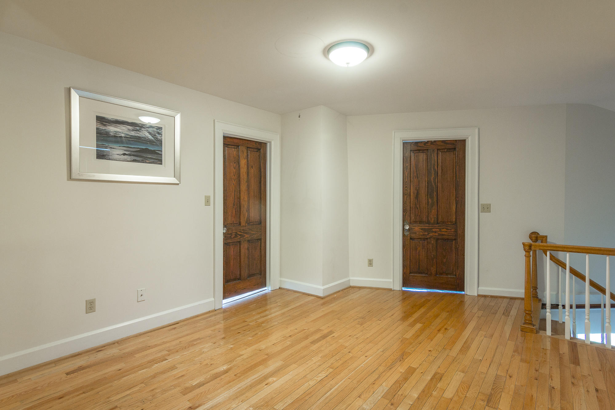 168 North Crest Road Chattanooga, TN 37404 - Photo 64 of 94 Landing / Front Stairs
