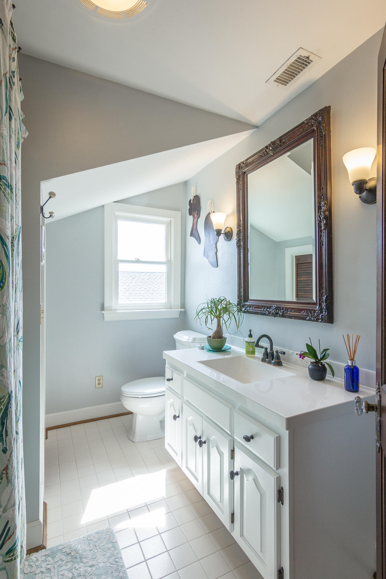 168 North Crest Road Chattanooga, TN 37404 - Photo 66 of 94 Full Bath Upstairs